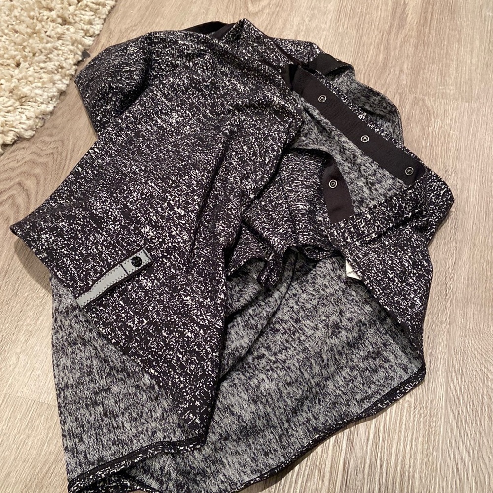 Lululemon Heathered Grey Rulu Vinyasa Yoga Scarf Wrap